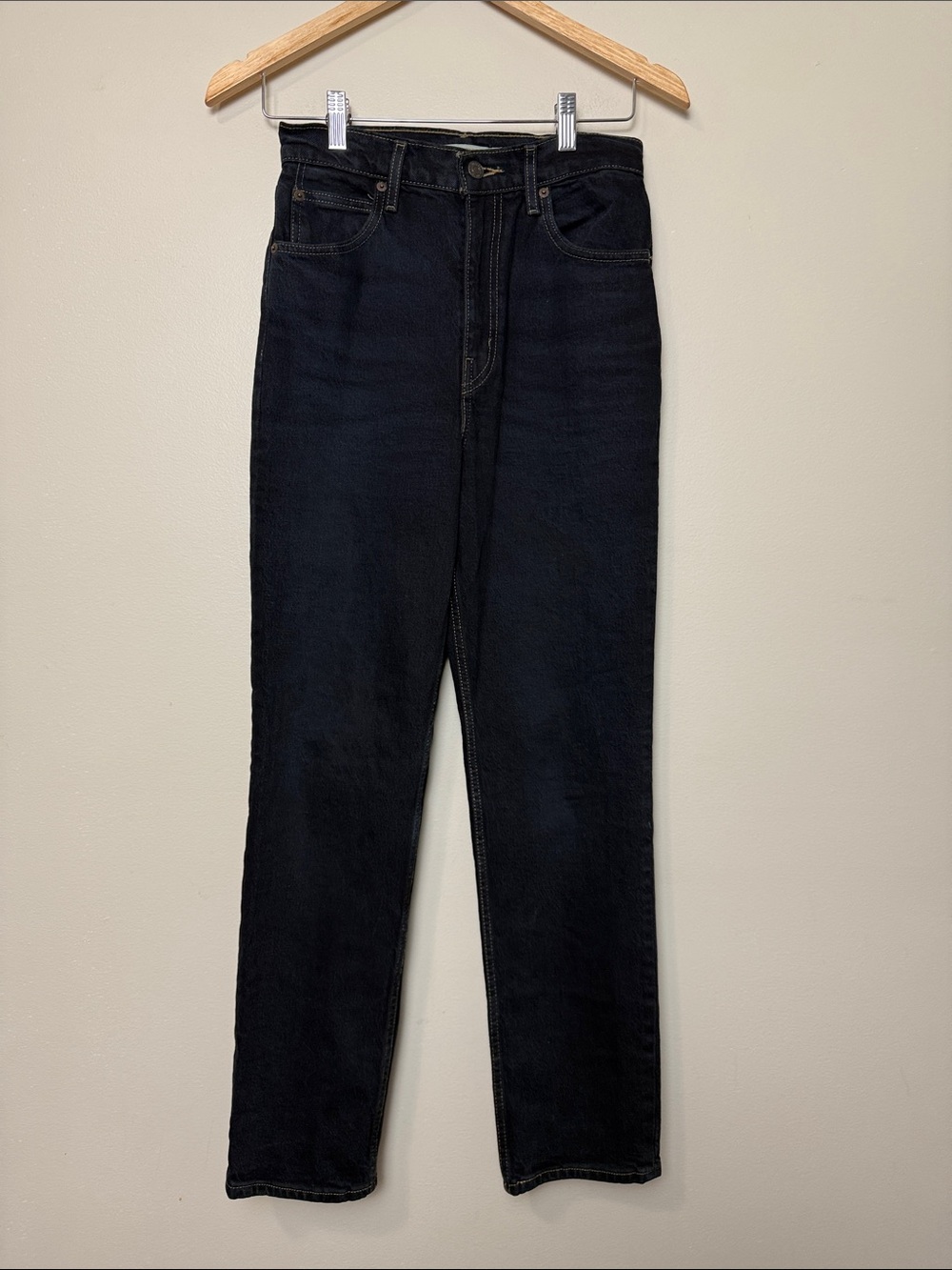 Levi’s 70’s High slim Straight Leg Jeans in Dark Indigo size 27